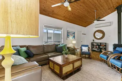 Image de Landcastle Is Back! - Family Friendly Home-