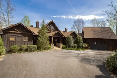 Image de 1449 Lake Forest Drive at Bear Lake Reserve