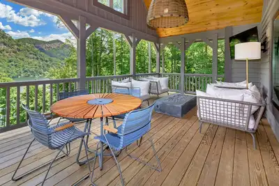 Image de Camp Three Bear | 75 Indigo Court at Bear Lake Reserve