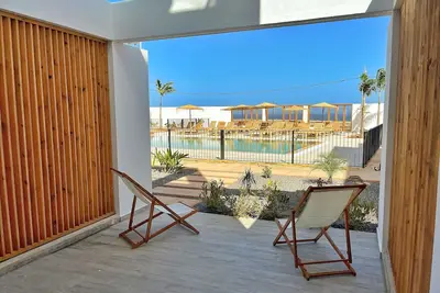 Image de Beautiful Seaview Apartment \"paraíso\" With Pool