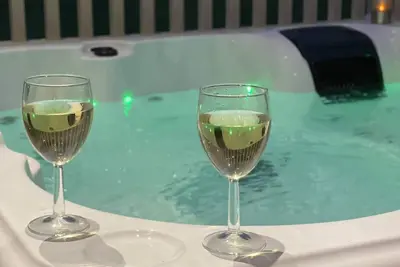 Image de JJs Azelea Lodge With Private Luxury Hot Tub