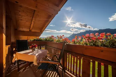 Image de Appartement \"Tonigbauernhof Blumenwiese\" avec vue sur les montagnes, balcon et Wi-Fi