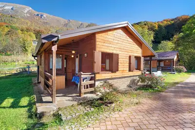 Image de Chalet \"Casa Rododendro\" avec vue sur la montagne, Wi-Fi et jardin