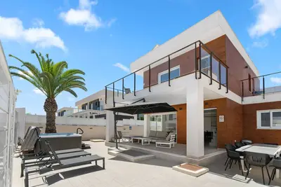 Image de Casa Bos Flamingo Pool avec Jacuzzi