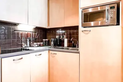 Image de Grand Appartement T3 refait, centre station dans résidence populaire