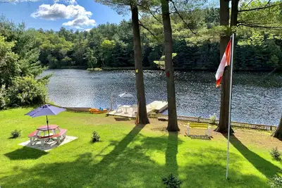 Image de Waterfront cottage with great view