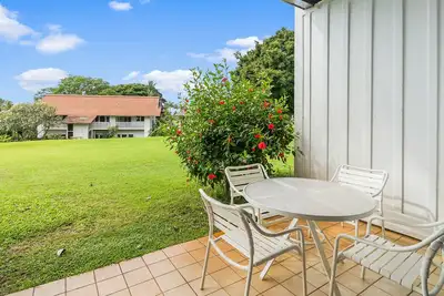 Image de Kiahuna Plantation 086 By Parrish Kauai - Walk to the beach!