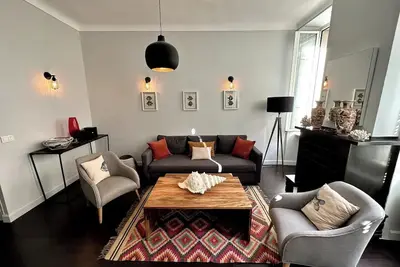 Image de Magnifique appartement dans le Carré d'Or de Nice!