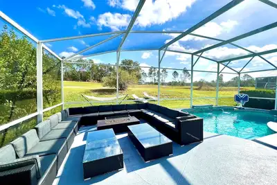 Image de DisneyEstate by AmericanVacationLiving 11br