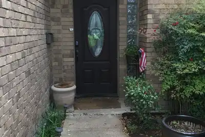 Image de Townhome in Knox Henderson Area