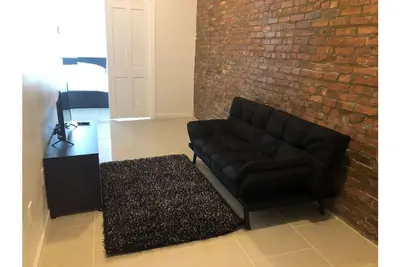 Modern Two-Bedroom Apt Close to Manhattan Elegant