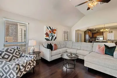 Image de Tch - Spacious 4bd/2ba in McKinney with Workspace