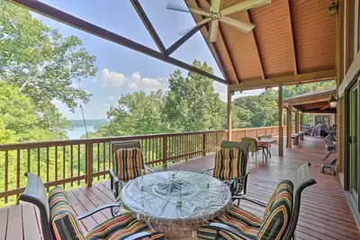 Image de Custom Cabin w/ 12 Acres on Dale Hollow Lake!