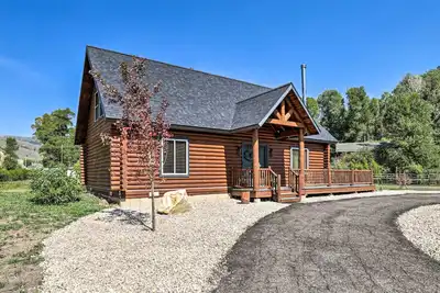 Image de Beautiful Oakley Cabin w/ Private Hot Tub & Views!