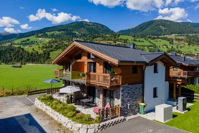 Image de Chalet de luxe avec sauna et local Ă skis