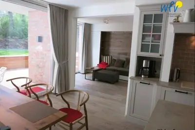 Image de 24 m² terrace and 200 m² garden to relax in!