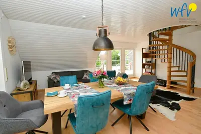 Image de 100% relaxation with a sunny south-facing balcony!