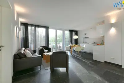 Image de Modern, stylish and close to the beach!