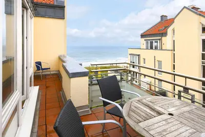 Image de Sunny roof terrace with sea view and private beach chair!