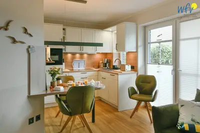 Image de Comfortable vacation apartment with sunny south-facing terrace and garden!