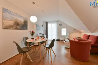 Image de Modern apartment with sunny southwest-facing balcony!