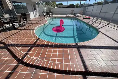 Image de Paradise Palms Beach house with Heated Pool🏖🌅🐬