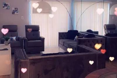 Image de 5 Min walk to Nrg/Med Center/Night life/ Restaurants/Galleria