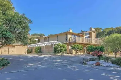 Image de Beautiful Carmel House\n