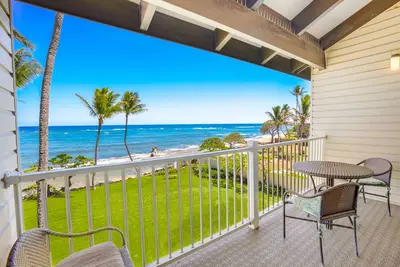 Image de Beautiful Kapa'a Oceanfront Condo with a Fantastic Ocean View,