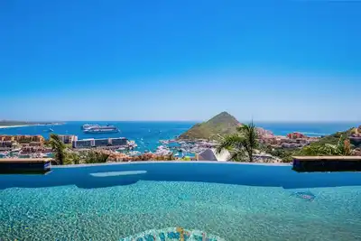 Spectacular Private Luxury Villa with Ocean View!