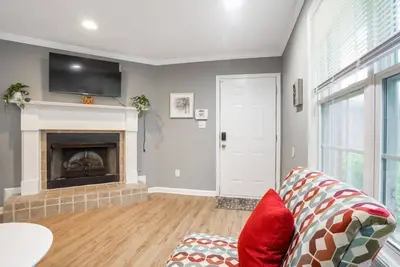 Image de 3 bedroom 2 full bath in Atlanta