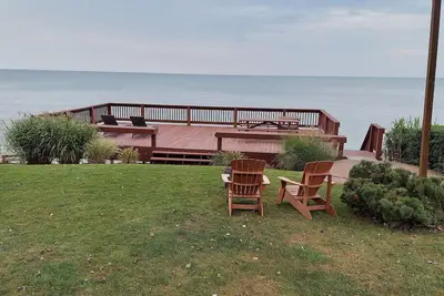 Image de Lakefront - 4br w/Hot Tub & Sauna