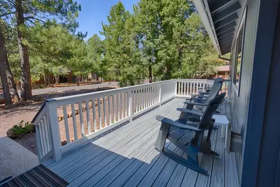 Image de Tranquility and Beauty in the Heart of Pinetop Lakes
