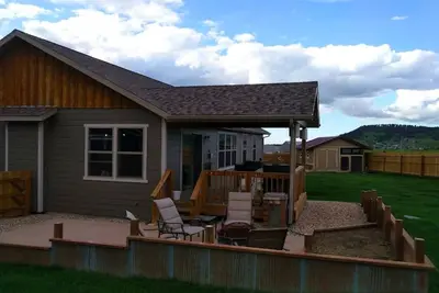 Image de Prime location in town bordering the beautiful Black Hills