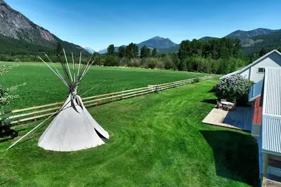 Image de Spectacular 120-acre Mazama Guest Ranch