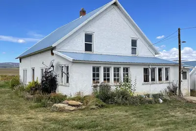 Image de Buff Pass Getaway, and reindeer ranch