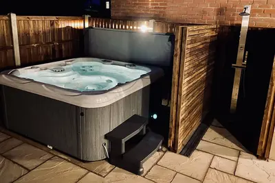 Image de Coast House Cromer - Sleeps 15, hot tub, sea views