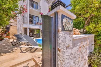 Image de Stunning Villa in extremely exclusive location.