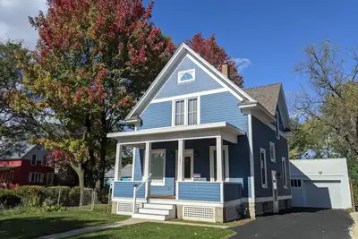 Image de Berg Guest House, Just Blocks from Mayo & Downtown