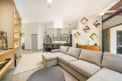 Image de Luxurious Villa w/Butler Service ~ Steps to Beach