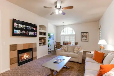 Image de Relaxing Desert Villa in Resort Style property