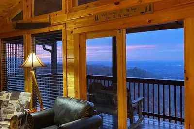 Image de Cabin With Spectacular Mountain and Valley Views