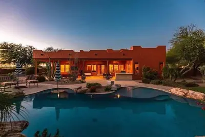 Image de Sprawling Arizona Oasis w/ Dream Backyard