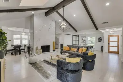 Image de Modern and Spacious Dallas Getaway w/ Private Pool