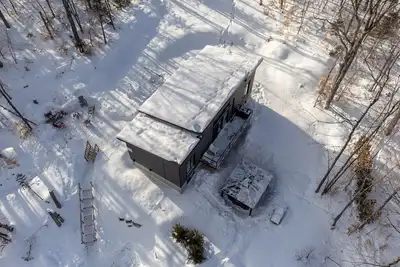 Image de Le Cozy ♪ Bord de l'Eau ☼ Spa 4 Saisons & Foyer ♥