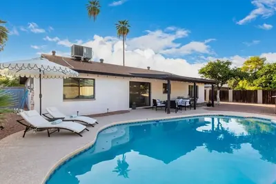 Image de Broadway Palms|Private Pool|Chef Kitchen|Office