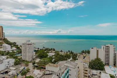 Image de Apartamento de 2 habitaciones y 2 banos muy cerca a la playa, y al Aeropuerto.