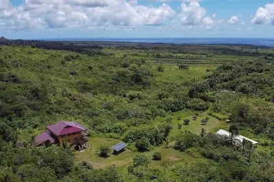 Image de Off Grid Getaway w Panoramic Ocean Views