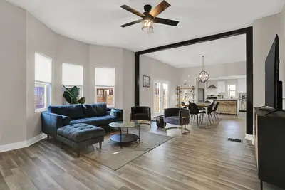 Image de Beautiful 3500 SqFt Luxury Villa in Fountain Sq