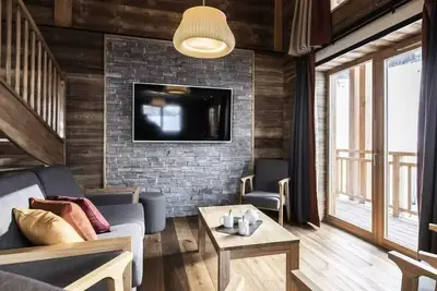 Image de Appartement 8 Pièces Duplex 14/16 Personnes Supérieur